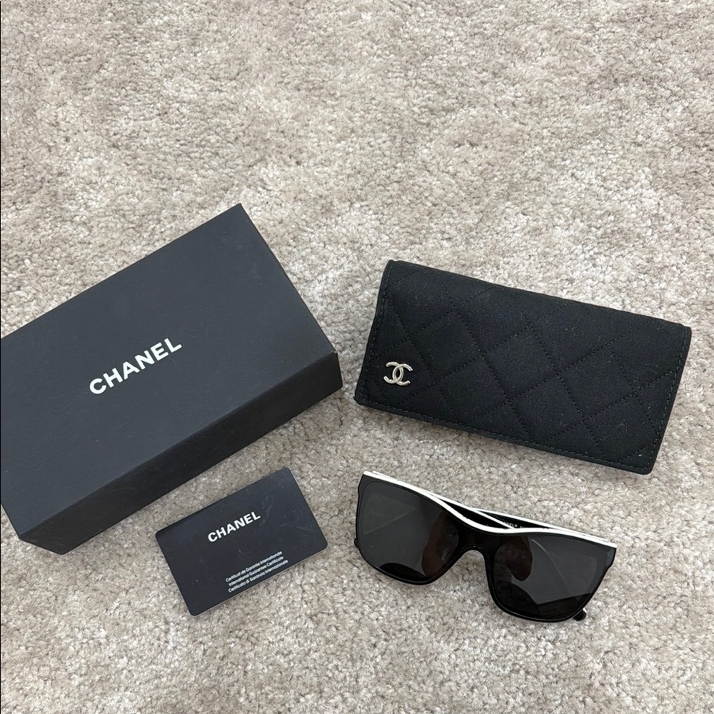 CHANEL Black Sunglasses